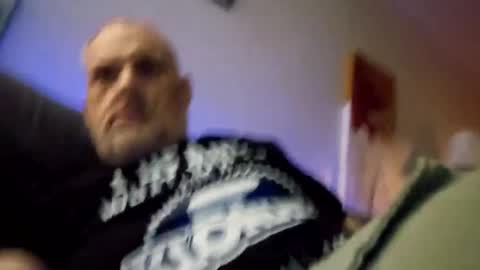 truvers4phuc online show from September 19, 2025, 11:22 am