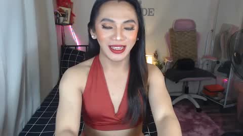 Jade online show from December 17, 2024, 9:27 pm