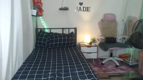 Jade online show from February 3, 2025, 11:05 pm