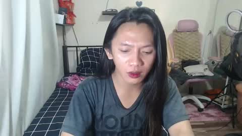 Jade online show from February 5, 2025, 8:32 am