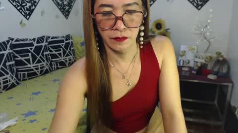 akesha online show from February 25, 2025, 9:35 pm