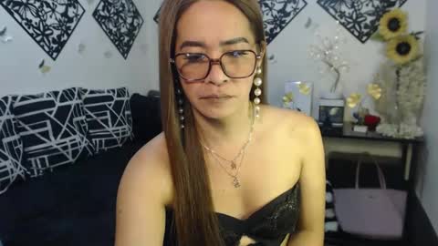 akesha online show from March 1, 2025, 1:18 pm