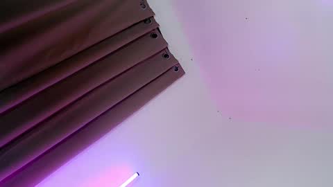 Julian online show from March 3, 2025, 6:22 pm