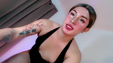 Julian online show from March 11, 2025, 5:57 pm