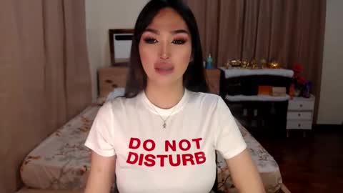  Love Marie  online show from February 2, 2025, 7:04 pm