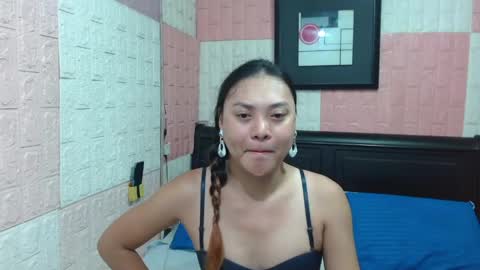 Snapshot of tssimplycutiets chatting on May 1, 2026, 10:42 am Kirei online show from May 1, 2026, 10:42 am