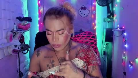 BellaRoxanna online show from December 6, 2024, 9:13 pm