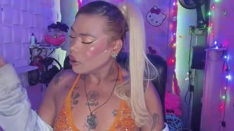 BellaRoxanna online show from January 8, 2025, 5:59 pm