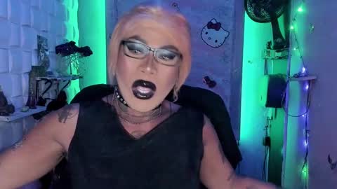 BellaRoxanna online show from February 25, 2025, 9:02 pm