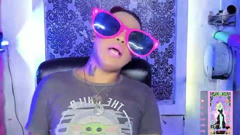 BellaRoxanna online show from October 17, 2025, 7:05 pm