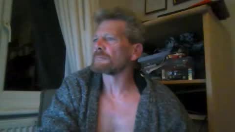 ttb2769 online show from December 1, 2025, 6:29 am