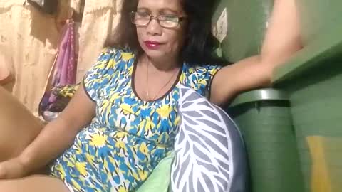 Mae online show from February 25, 2026, 9:24 pm