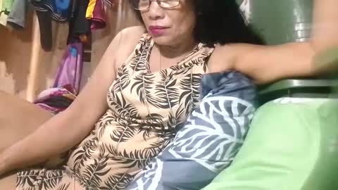 Mae online show from May 11, 2026, 10:40 pm