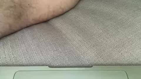 tugaontour online show from April 17, 2026, 1:47 pm