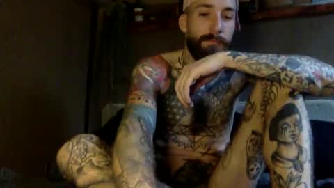 Tuhands online show from December 15, 2024, 2:16 pm