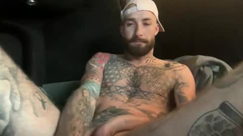 Tuhands online show from October 24, 2025, 1:29 pm