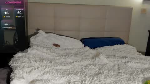 Hi everyone my name is Tina Id love it if you could help make sense of it here  online show from October 29, 2025, 9:05 pm