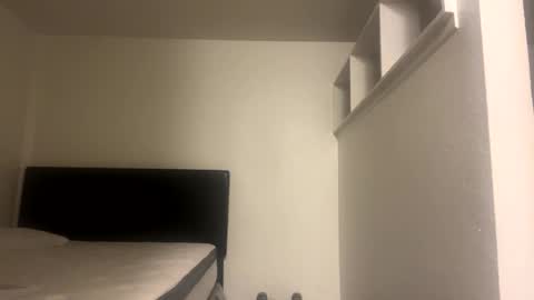 tupapiporvida online show from April 4, 2026, 4:22 am