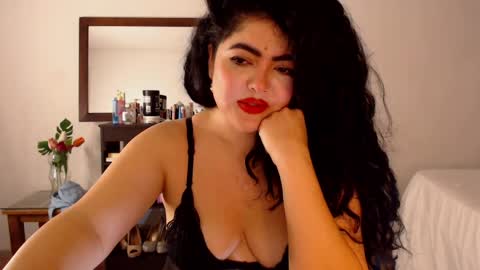 Snapshot of tuti_sex chatting on April 19, 2026, 4:01 am tuti online show from April 19, 2026, 4:01 am