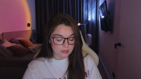 Ariana online show from October 3, 2025, 8:50 pm