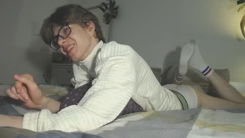 Snapshot of tuz94 chatting on December 17, 2024, 11:05 pm Dan online show from December 17, 2024, 11:05 pm