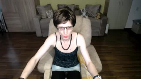 Clementine online show from April 4, 2026, 8:01 am