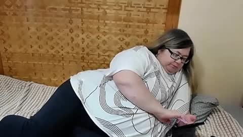 Lana online show from February 5, 2025, 5:20 am