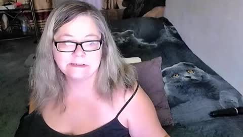 Lana online show from January 12, 2026, 1:33 am