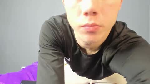 Angus online show from November 5, 2025, 4:29 pm