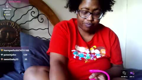 Snapshot of twiceasbadd_ chatting on December 22, 2024, 6:04 pm onlyfanstwiceasbadd online show from December 22, 2024, 6:04 pm