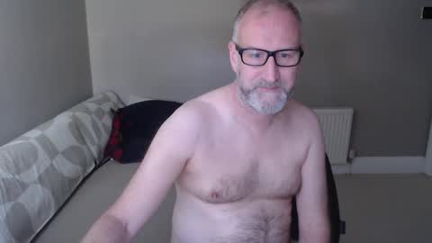 twilightchilli online show from April 8, 2026, 2:50 pm