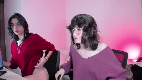 Snapshot of twilightmuses chatting on October 10, 2025, 11:15 pm Eve Lili online show from October 10, 2025, 11:15 pm