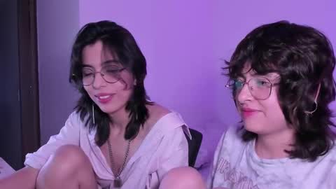 Snapshot of twilightmuses chatting on November 4, 2025, 11:48 pm Eve Lili online show from November 4, 2025, 11:48 pm