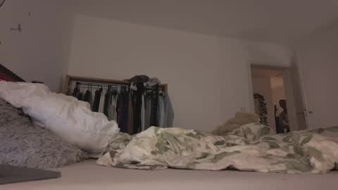 TwinFlameDesire online show from October 26, 2025, 10:15 pm