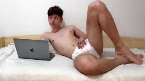 Snapshot of twink0dream chatting on May 31, 2026, 11:39 am twink0dream online show from May 31, 2026, 11:39 am