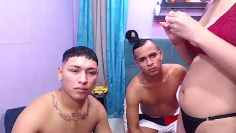 Snapshot of twink_fucks chatting on August 6, 2026, 12:01 am sweet junior and daniel we like suck deep and fuck hard we like shows fetish and 69 double penetration online show from August 6, 2026, 12:01 am