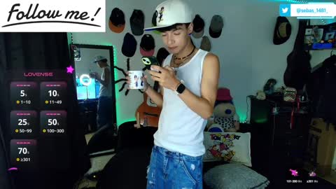 Snapshot of twink_sebas_ chatting on December 4, 2024, 2:42 am Bad boy sebastian online show from December 4, 2024, 2:42 am