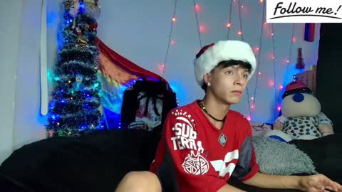 Snapshot of twink_sebas_ chatting on December 24, 2024, 5:49 am Bad boy sebastian online show from December 24, 2024, 5:49 am