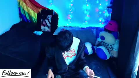 Snapshot of twink_sebas_ chatting on December 29, 2024, 12:55 pm Bad boy sebastian online show from December 29, 2024, 12:55 pm