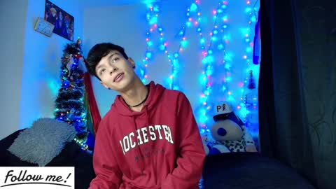 Snapshot of twink_sebas_ chatting on January 1, 2025, 8:02 am Bad boy sebastian online show from January 1, 2025, 8:02 am