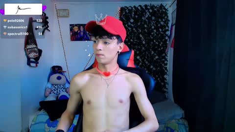 Snapshot of twink_sebas_ chatting on February 15, 2025, 7:06 pm Bad boy sebastian online show from February 15, 2025, 7:06 pm