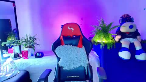 Snapshot of twink_sebas_ chatting on October 10, 2025, 6:07 pm Bad boy sebastian online show from October 10, 2025, 6:07 pm