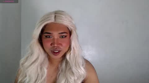 Cheska Schock online show from November 15, 2025, 4:03 pm