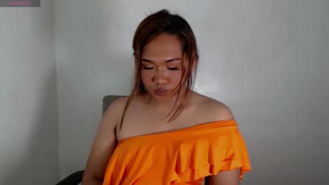 Cheska Schock online show from November 16, 2025, 4:07 am