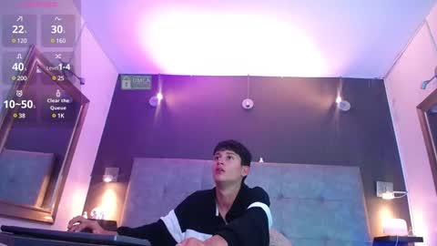 Snapshot of twinkie_alex18 chatting on February 13, 2025, 9:27 pm T W I N K I E A L E X online show from February 13, 2025, 9:27 pm