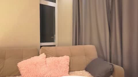 twinklefluff online show from November 8, 2025, 3:34 pm