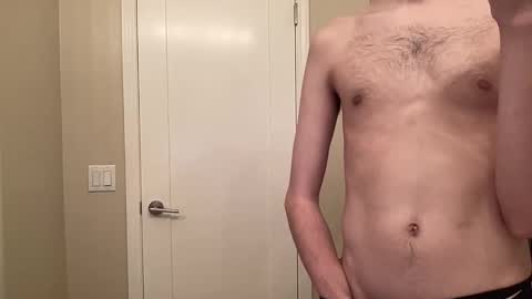 Snapshot of twinkstr8 chatting on April 12, 2026, 2:05 am twinkstr8 online show from April 12, 2026, 2:05 am