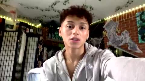 twinnkx online show from March 22, 2026, 3:59 pm