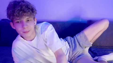 TwiShadow online show from March 10, 2026, 8:58 pm