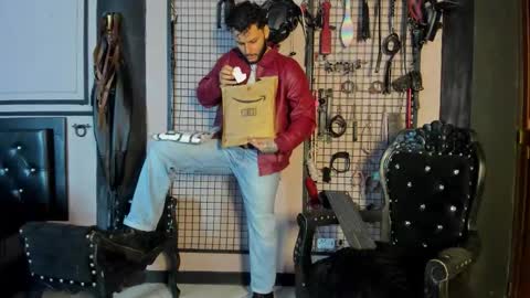 Clio  Tadeo online show from March 17, 2026, 3:33 am